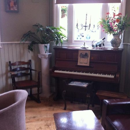The Carpenter'S Arms Hotel Cambridge  Eksteriør billede